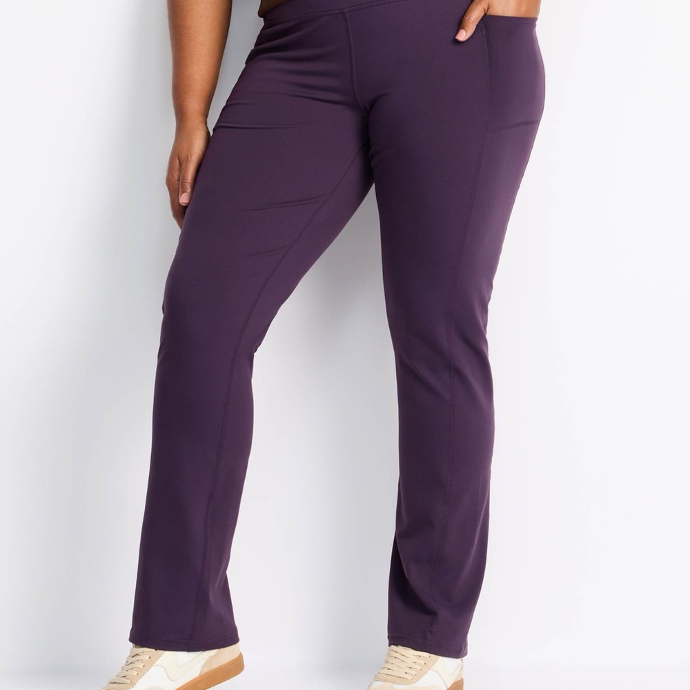 Skechers Go Walk High Waist 4 External Pockets Yoga Pants, Dark Purple